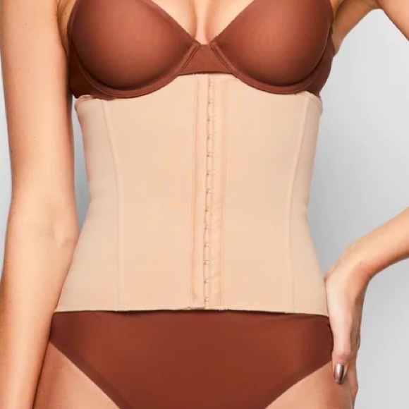 Skims Waist Trainers - 2 for 1 - Picture 1 of 5